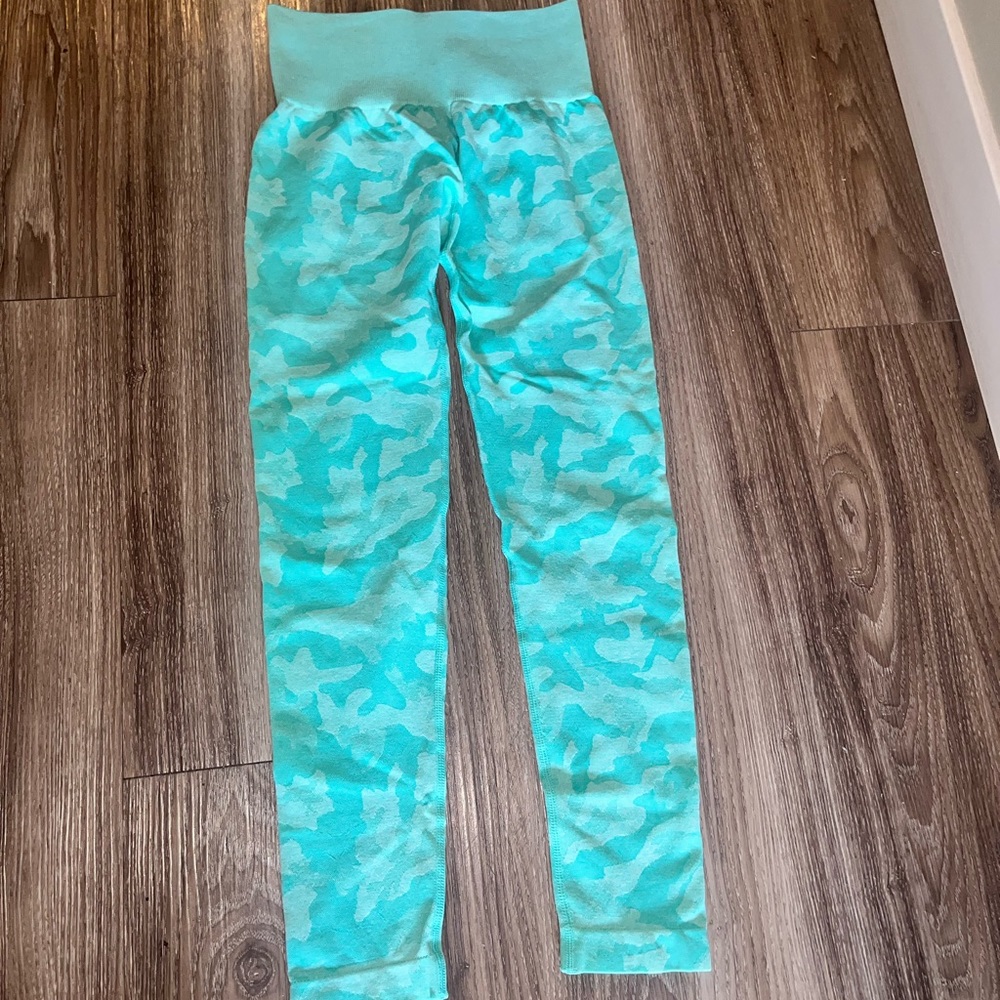 Camo NVGTN leggings